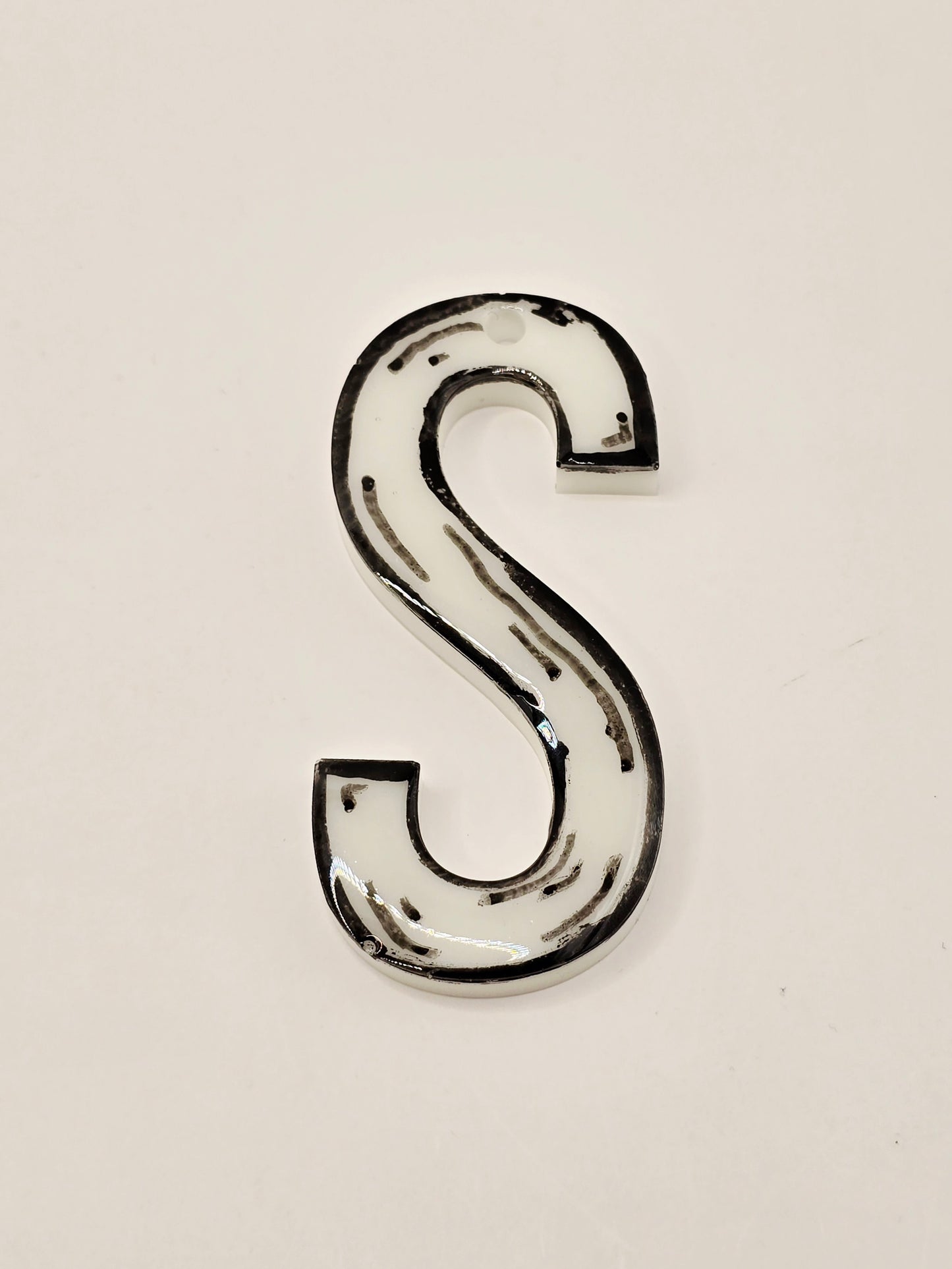 Cartoon E-Niche-Elle Keychains